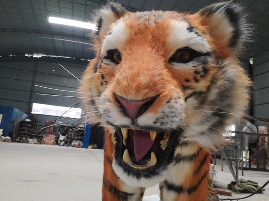 Gerçekçi Renkli Animatronik Kaplan Modeli Hava Koşullarına Dayanıklı Yetişkin Yaşı